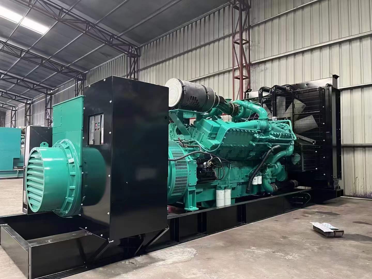 宁南如何降低 800kW 柴油发电机输出电流的波动？