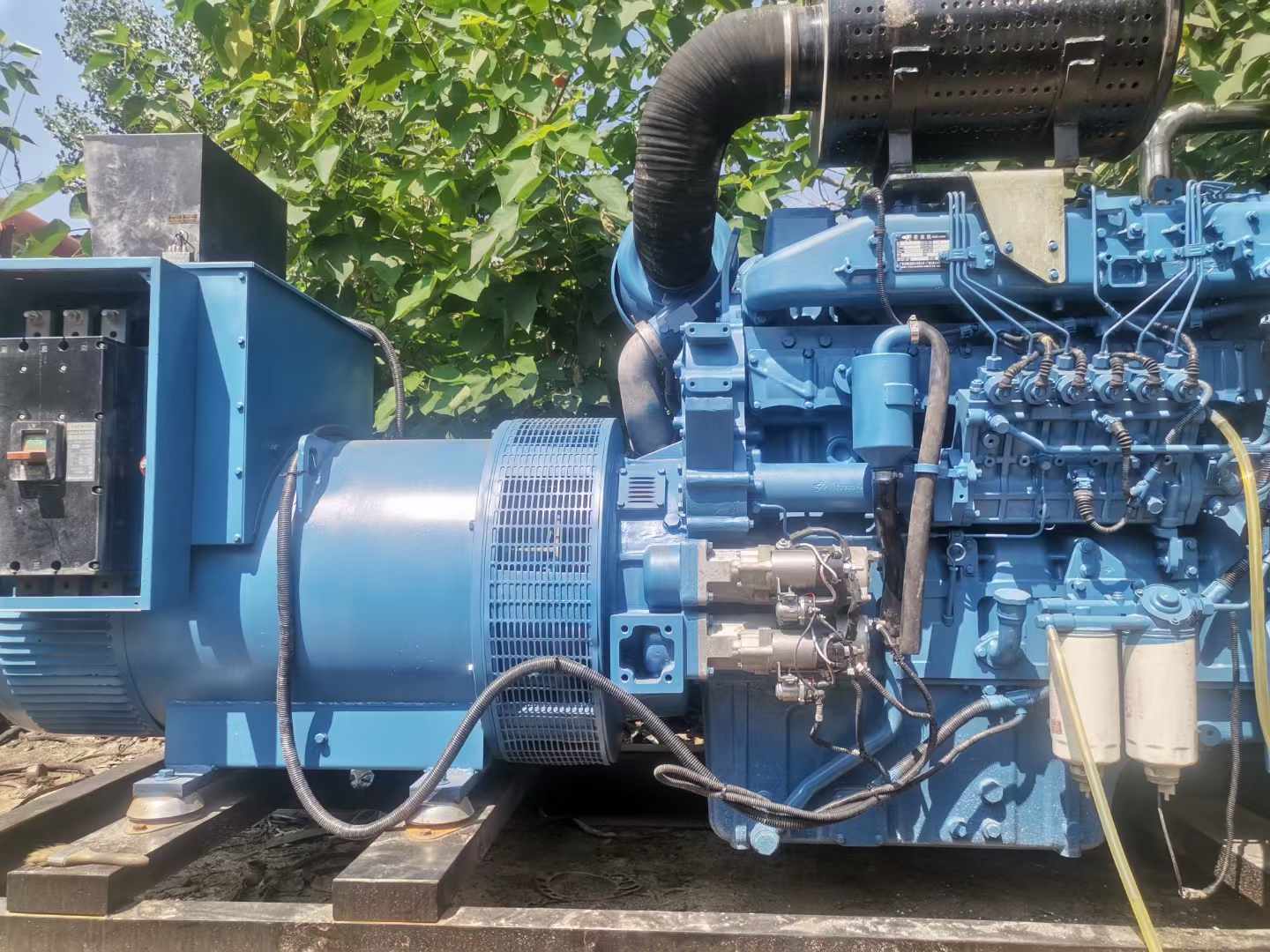 宁南详细说明降低 800kW 柴油发电机输出电流波动的方法