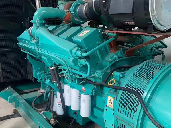 宁南更换100kW柴油发电机组机油时，需要注意哪些事项？